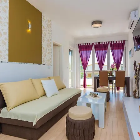 One-bedroom In شقة *