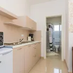 Apartment One-bedroom In Vir